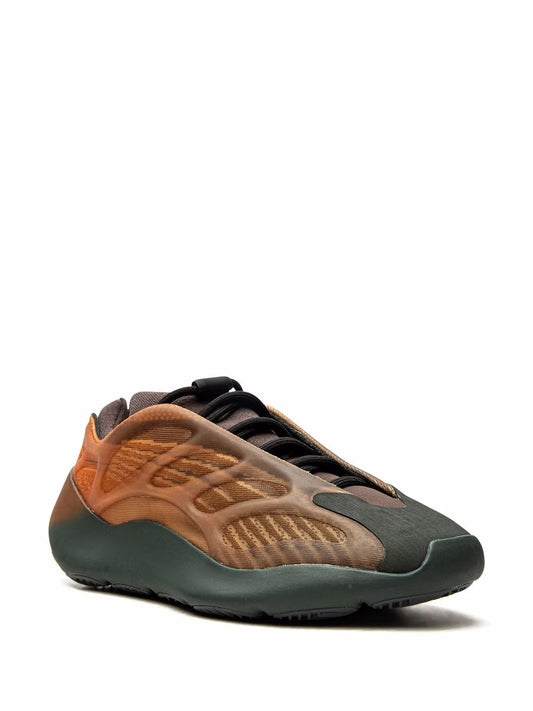 adidas yeezy YEEZY 700 V3 “Copper Fade” sneakers